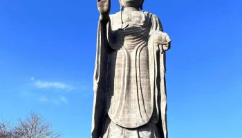 牛久大仏 - 牛久市