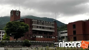 都留文科大学 - 都留市
