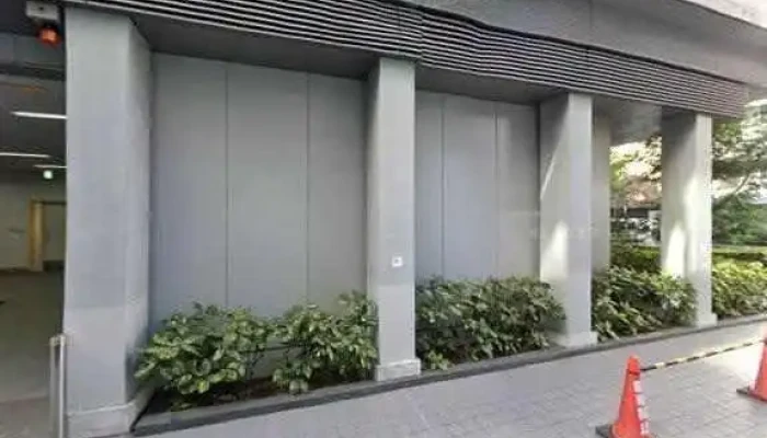 Dong Jing KonsaruteinguZhu Subete - 港区