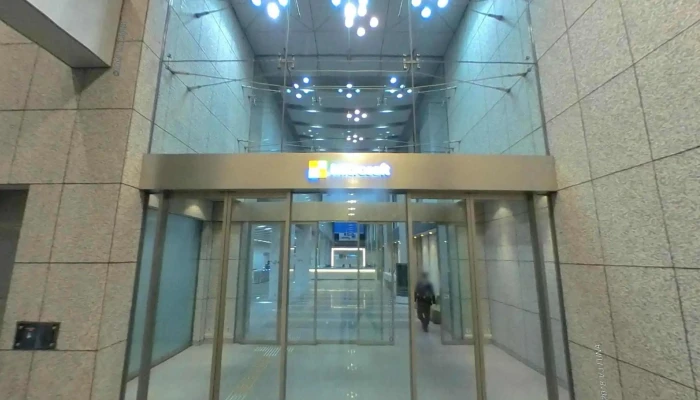 Ri Ben MaikurosohutoZhu Shi Hui She Sutori Tobiyu To 360deg Biyu - 港区