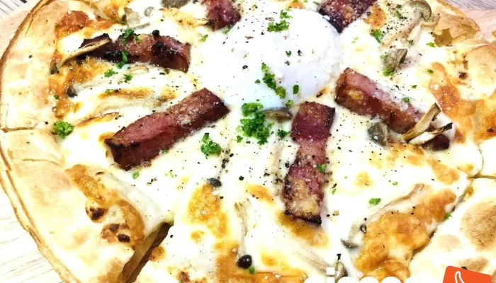 Yan Mei Nokahueresutoran Amamibanirahua Mukahuepole Poleporepore Piza - 奄美市
