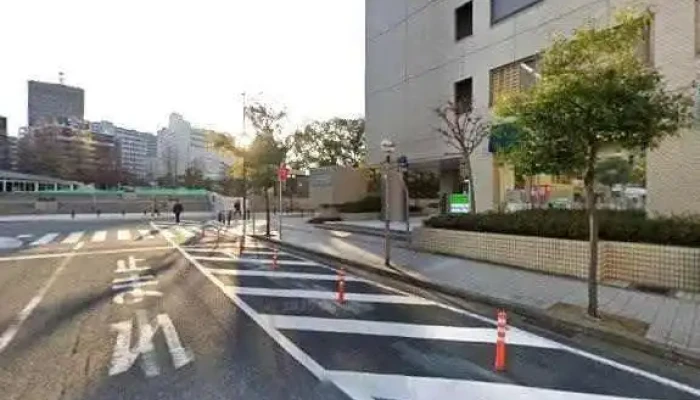 Zhu Shi Hui She Ri Ben Bizinesude Ta Puroseshingusenta Sutori Tobiyu To 360deg Biyu - 神戸市