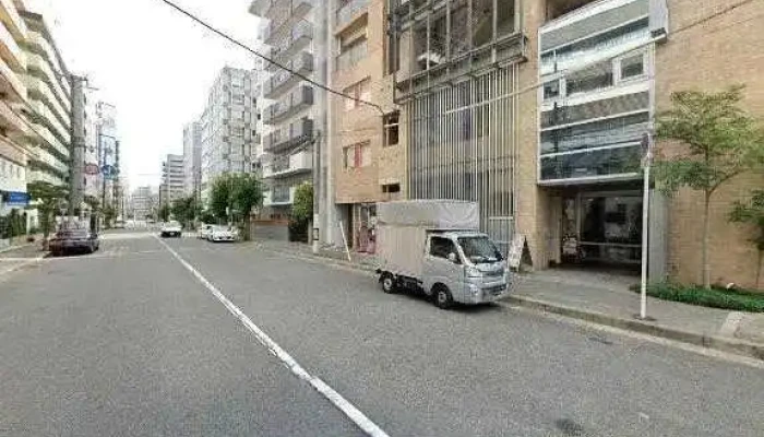 Zhu Shi Hui She Bizinesubure N Sutori Tobiyu To 360deg Biyu - 大阪市