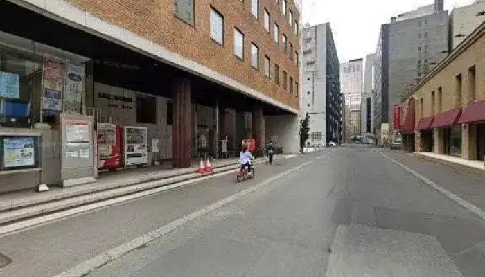Zhu Arisutairu Zha Huang Ben She Subete - 札幌市