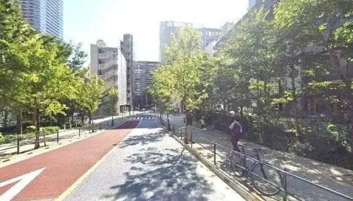 KanadaLiu Xue Konpasu Sutori Tobiyu To 360deg Biyu - 港区