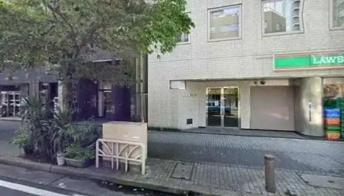 O Punwa KusuZhu Shi Hui She Sutori Tobiyu To 360deg Biyu - 名古屋市