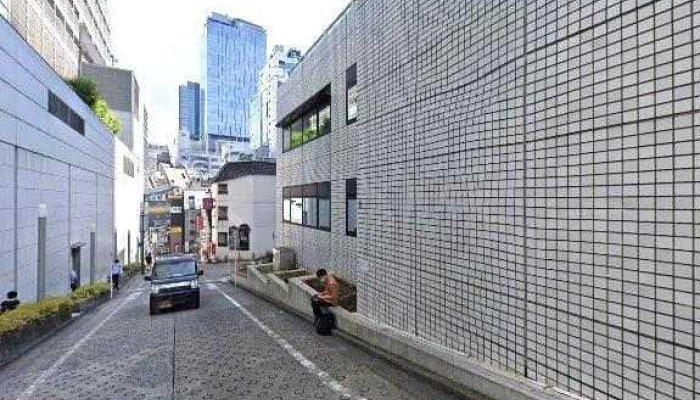 Ri ZiyasuShibui Gu Ma Kushitei Sutori Tobiyu To 360deg Biyu - 渋谷区
