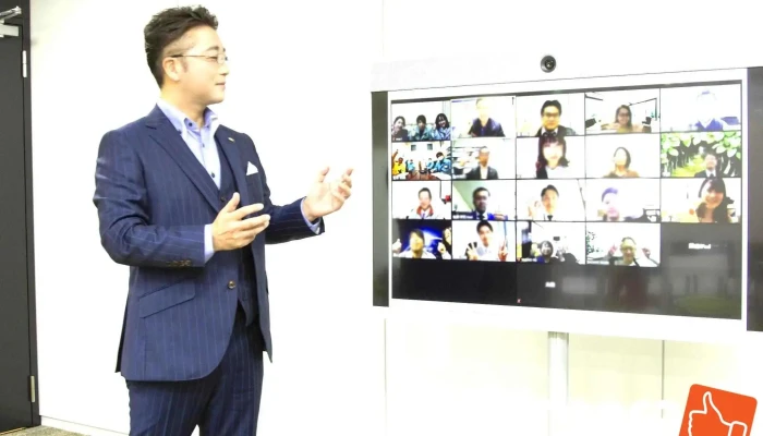 スマイルアップ合資会社 - Japan